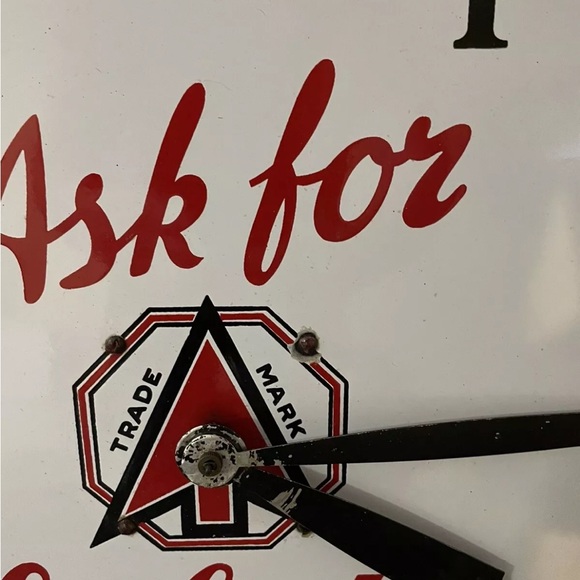 ORIGINAL 1930 PORCELAIN LABATT'S BEER CLOCK Shonbeck Clock Co. Canada - Picture 5 of 13